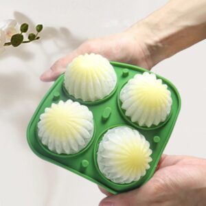 Reusable Silicone BPA-Free Ice Cube Maker with Lid